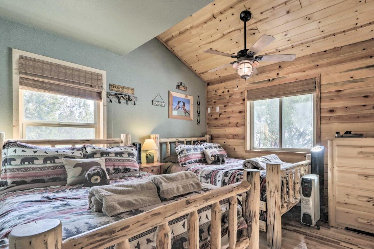Cozy Heber-Overgaard Cabin With Fire Pit, Game Room! المظهر الخارجي الصورة